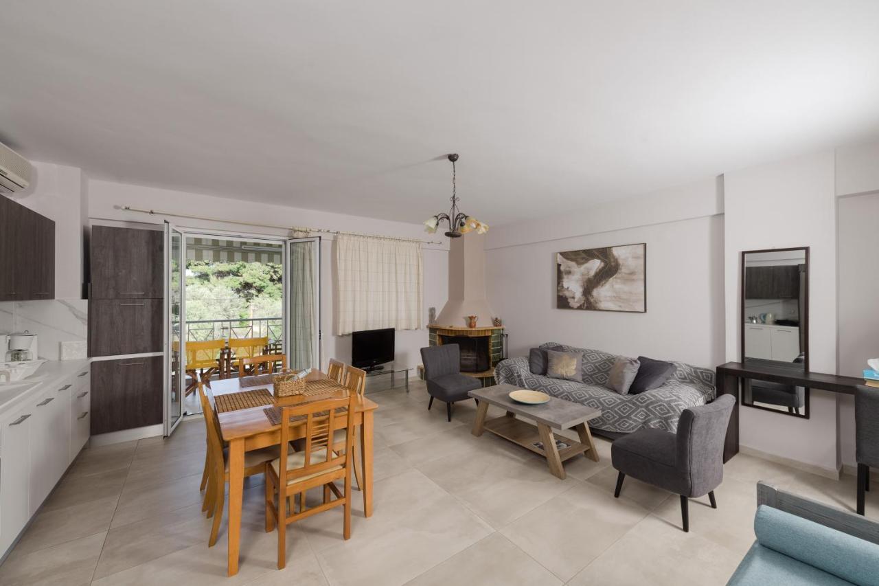 Apartament Punda 4 Seasons Diakopto Zewnętrze zdjęcie